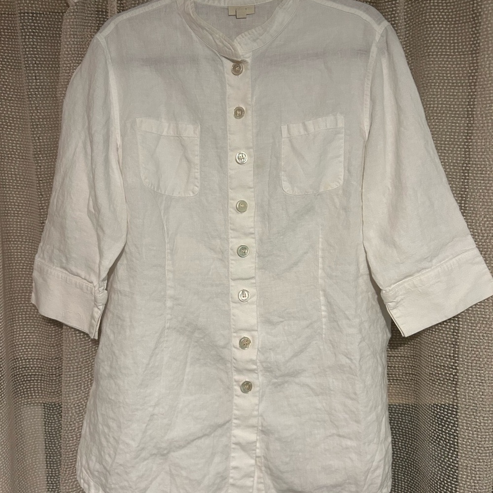 J. Jill White 100% Linen Collarless Button-Front Top..3/4 sleeve